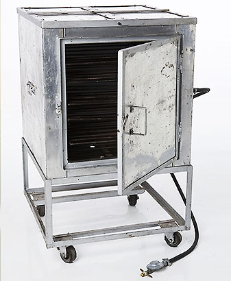 Locação de Material, Mesas, Baixelas e Rechauds, Copos, Talheres